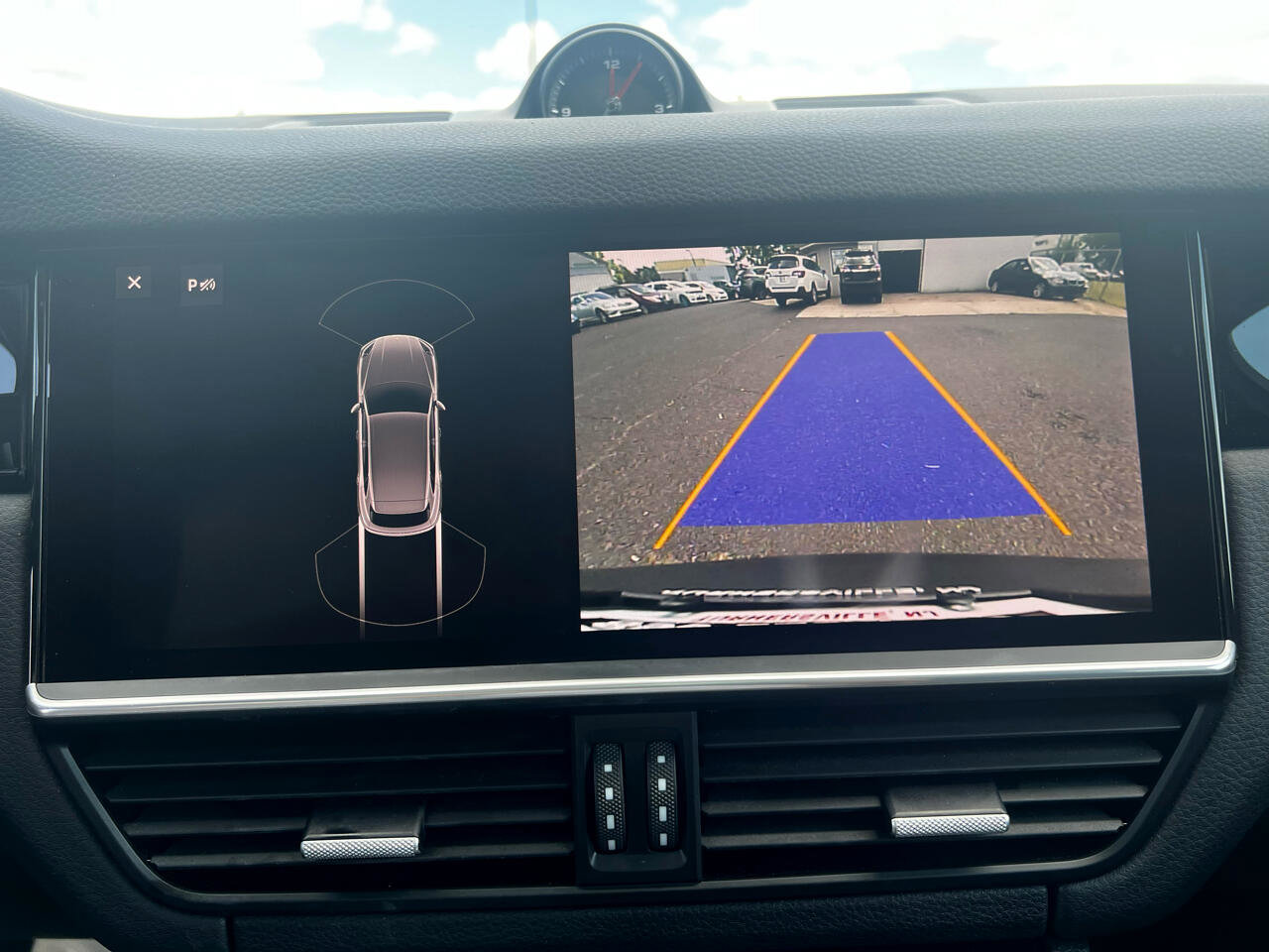 Used 2021 Porsche Cayenne image 21