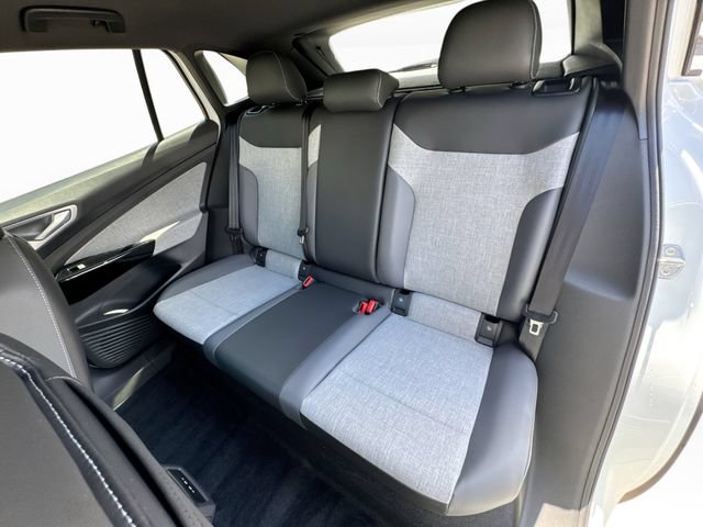 New 2026 Volkswagen ID.4 Pro RWD image 24