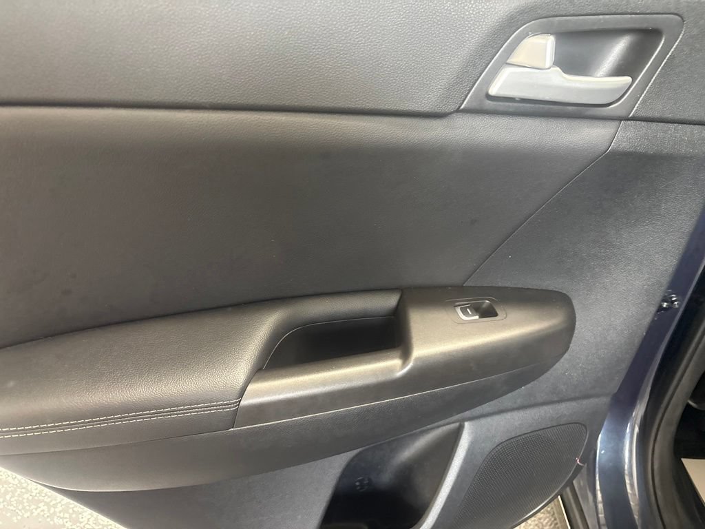 Used 2020 Kia Sportage S FWD image 16
