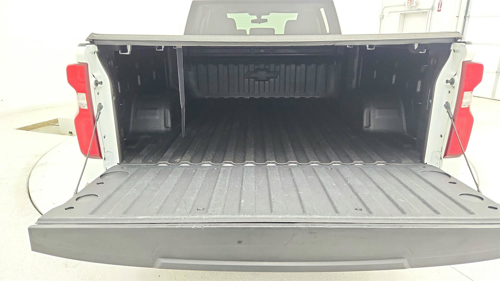 Used 2021 Chevrolet Silverado 1500 LT Trail Boss w/ Bed Protection Package AWD/4WD image 29