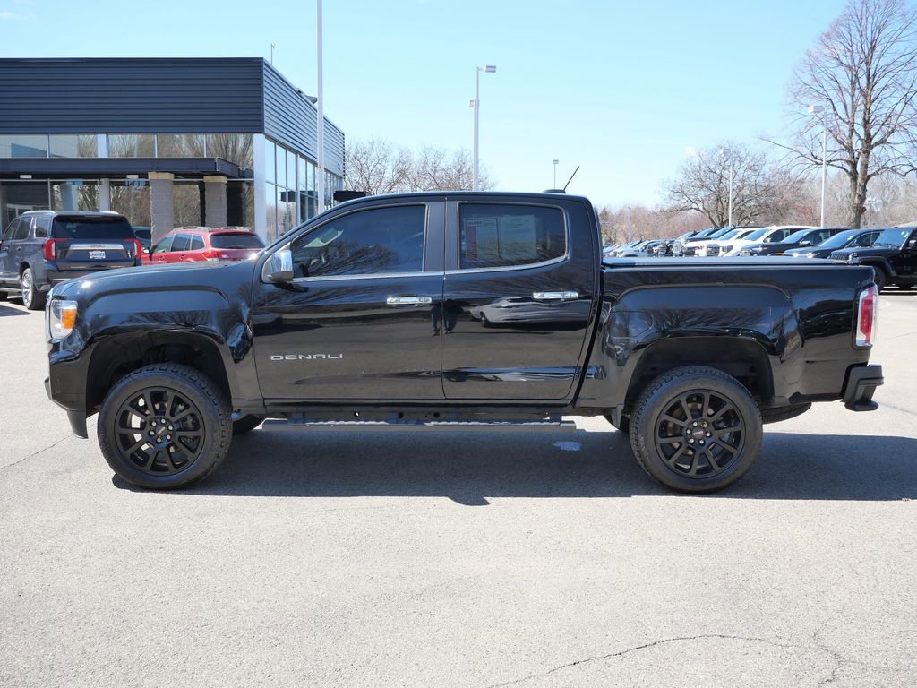 Used 2022 GMC Canyon Denali w/ Denali Black Edition Package image 6