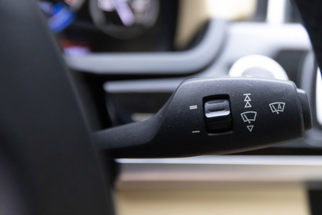 Used 2013 BMW 760Li RWD image 75