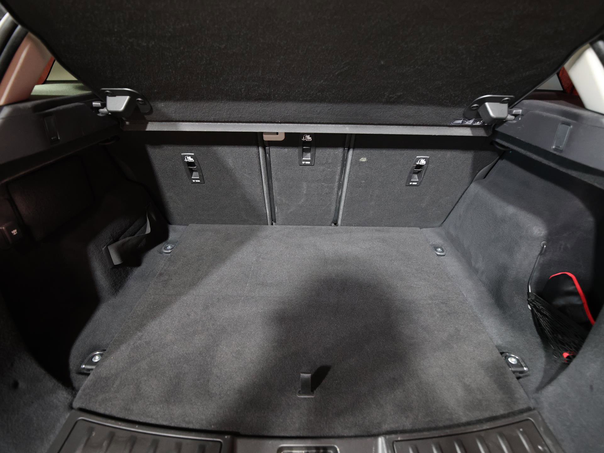 Used 2020 Land Rover Range Rover Evoque S image 26