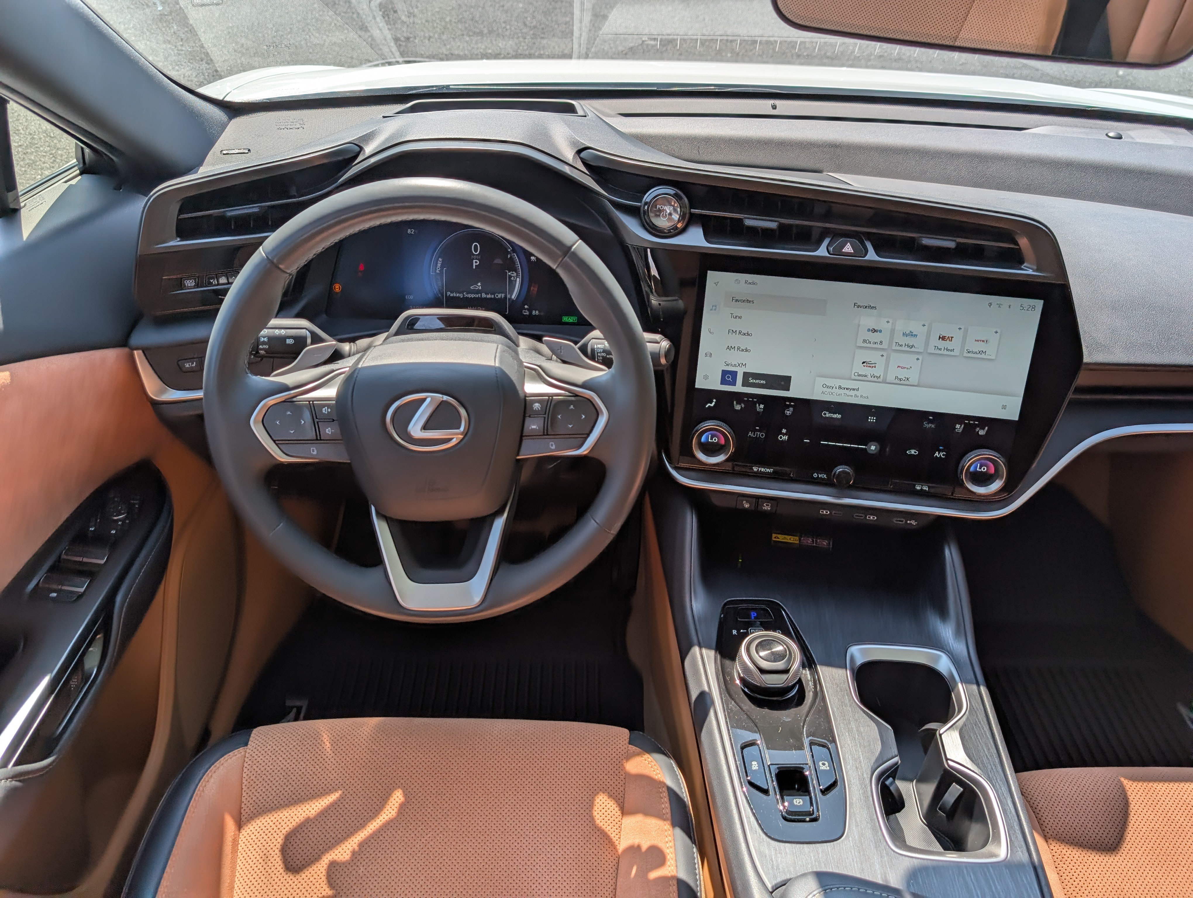 Used 2023 Lexus RZ 450e Premium w/ Accessory Package (A2) AWD/4WD image 18