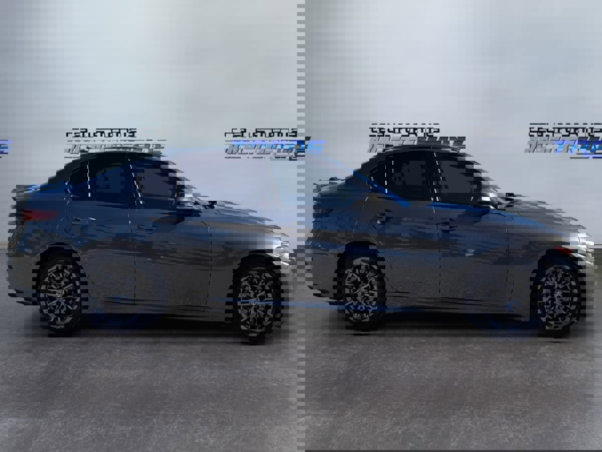 Used 2020 Alfa Romeo Giulia image 4