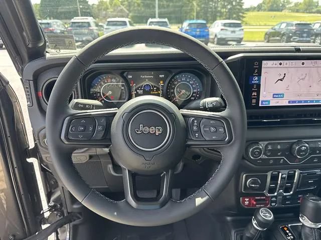 New 2026 Jeep Gladiator Rubicon w/ Steel Power Dome Hood Package AWD/4WD image 9