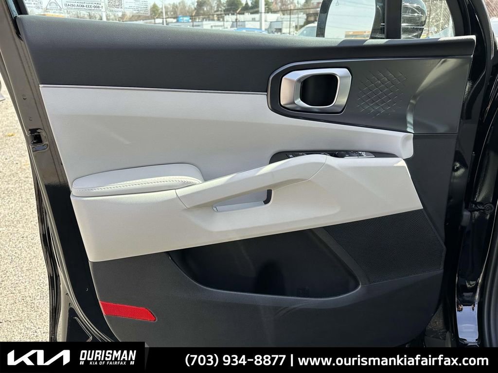 New 2025 Kia Sorento EX image 22