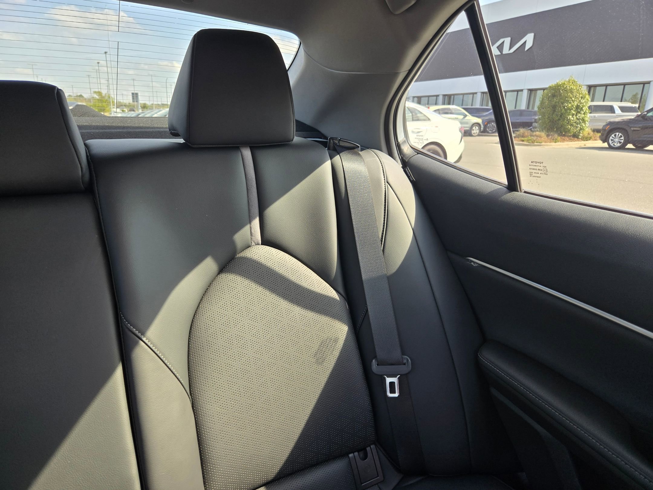 Used 2023 Toyota Camry XSE image 14