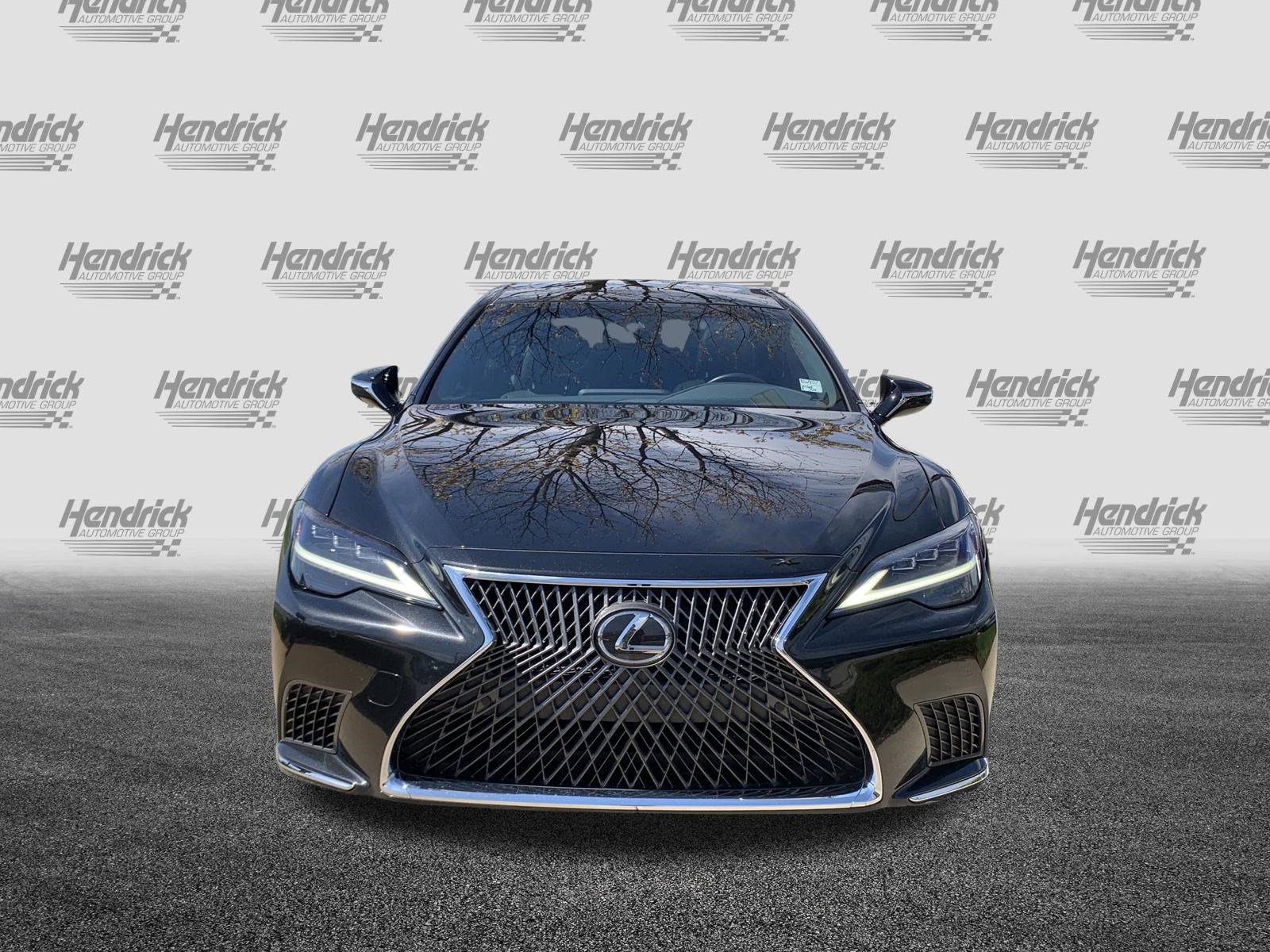 Used 2022 Lexus LS 500 500 w/ Accessory Package (Z2) image 3