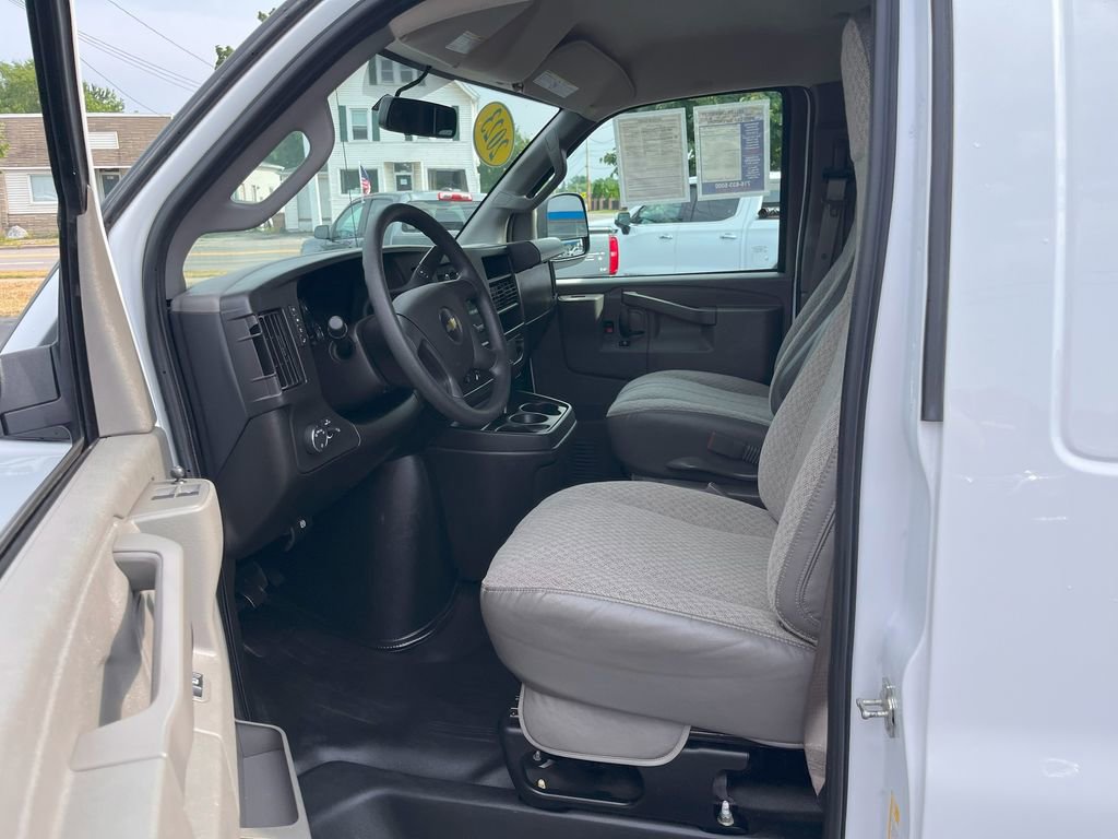 Used 2023 Chevrolet Express 2500 Extended w/ Chrome Appearance Package image 18