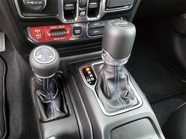 New 2023 Jeep Wrangler Unlimited Rubicon 4xe w/ Cold Weather Group image 26