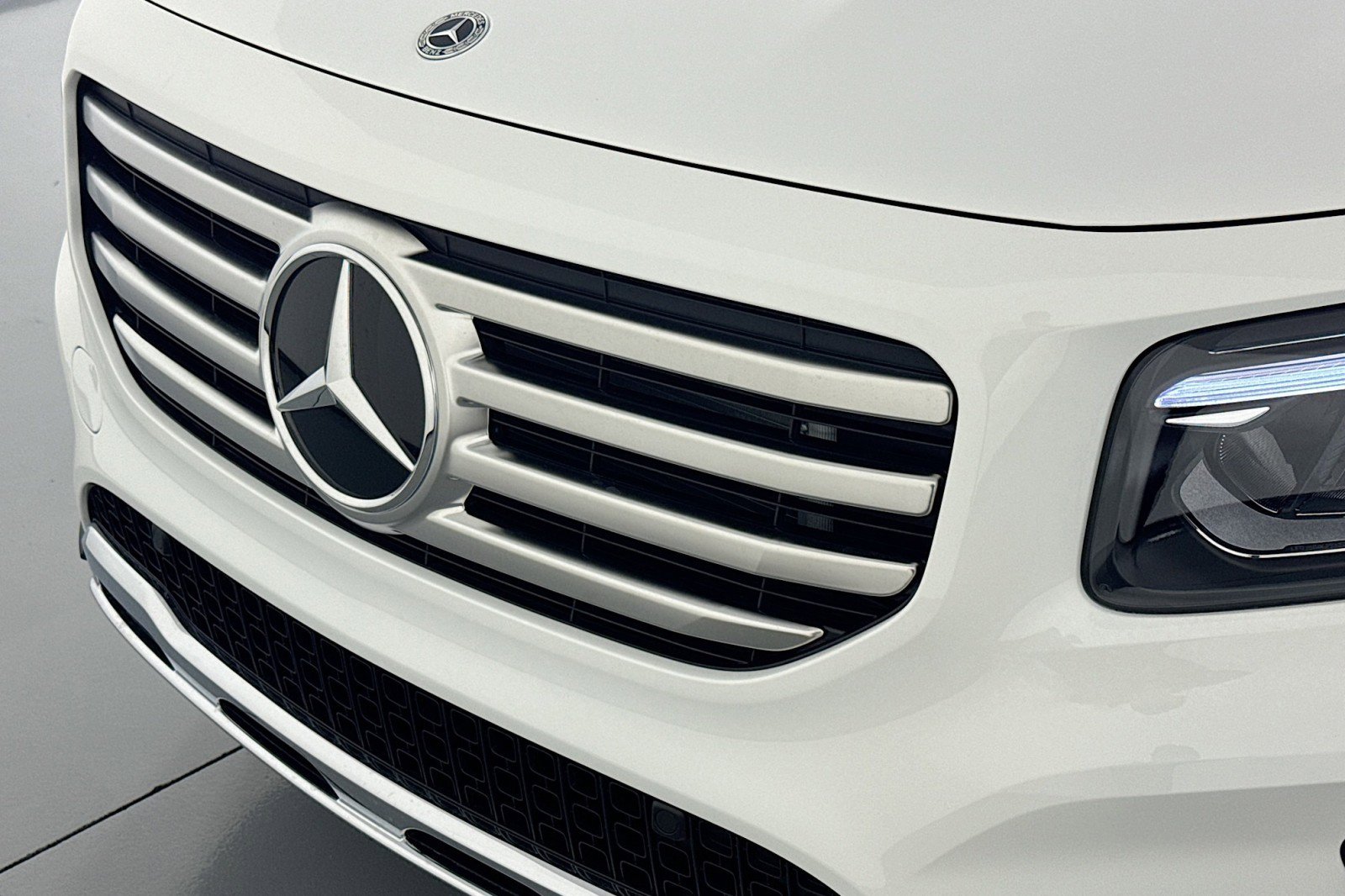 New 2026 Mercedes-Benz GLB 250 image 12