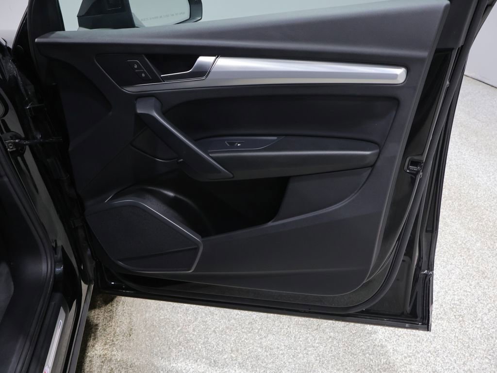 Used 2025 Audi Q5 2.0T Premium image 23