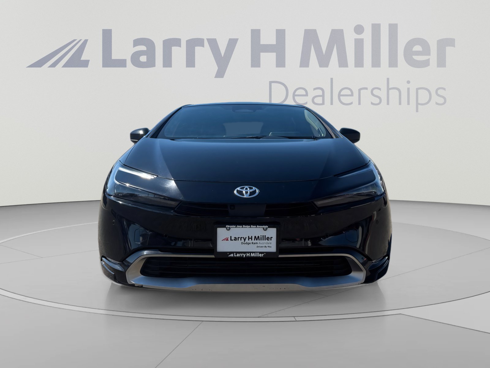 Used 2024 Toyota Prius Prime Premium w/ Advanced Technology Package FWD image 8