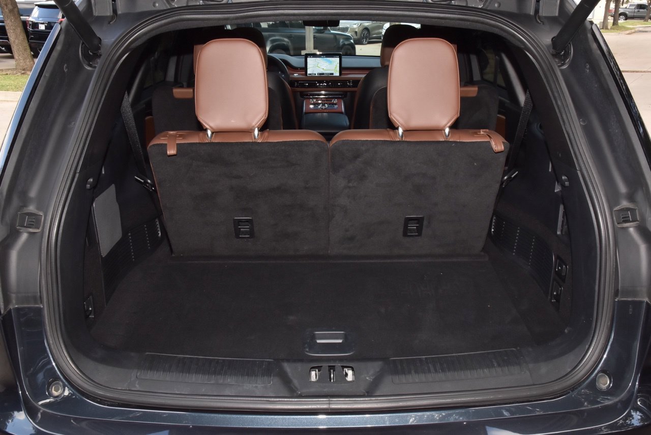 Certified 2024 Lincoln Aviator Reserve AWD/4WD image 36