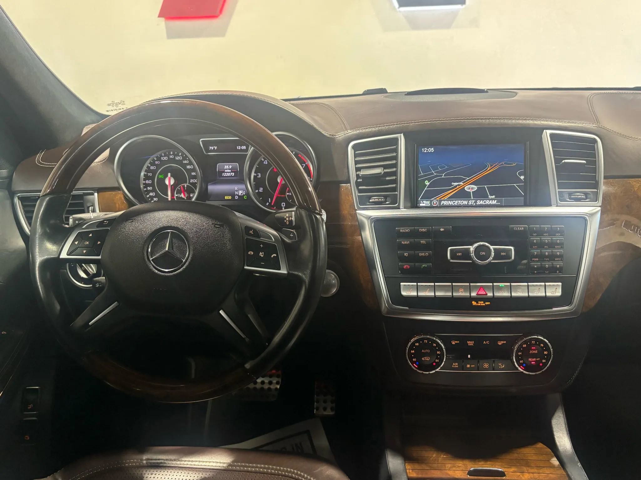 Used 2014 Mercedes-Benz GL 63 AMG 4MATIC image 21