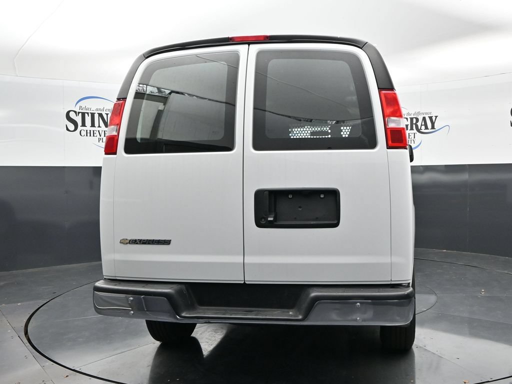 Certified 2025 Chevrolet Express 2500 w/ Driver Convenience Package RWD image 6