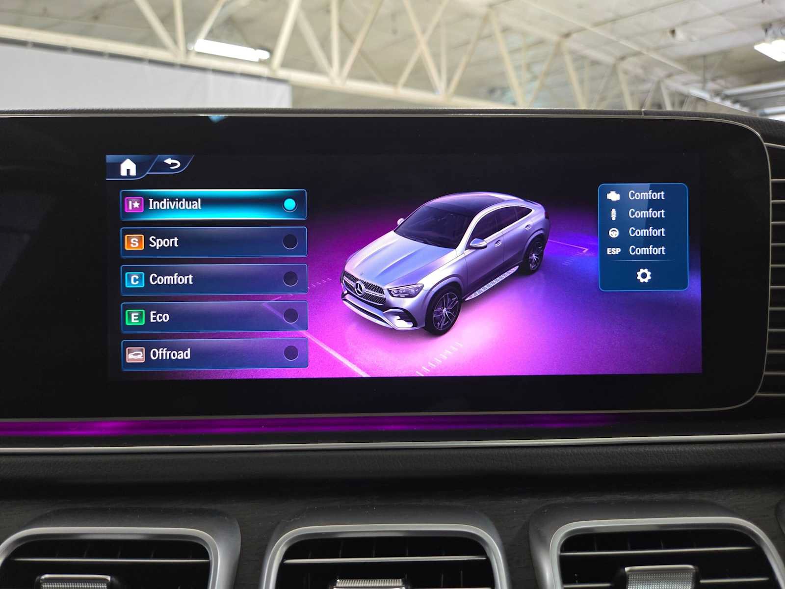 Certified 2025 Mercedes-Benz GLE 450 4MATIC Coupe image 32