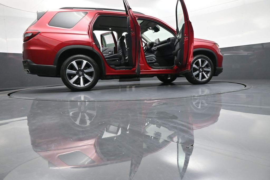 Used 2024 Honda Pilot Touring image 50