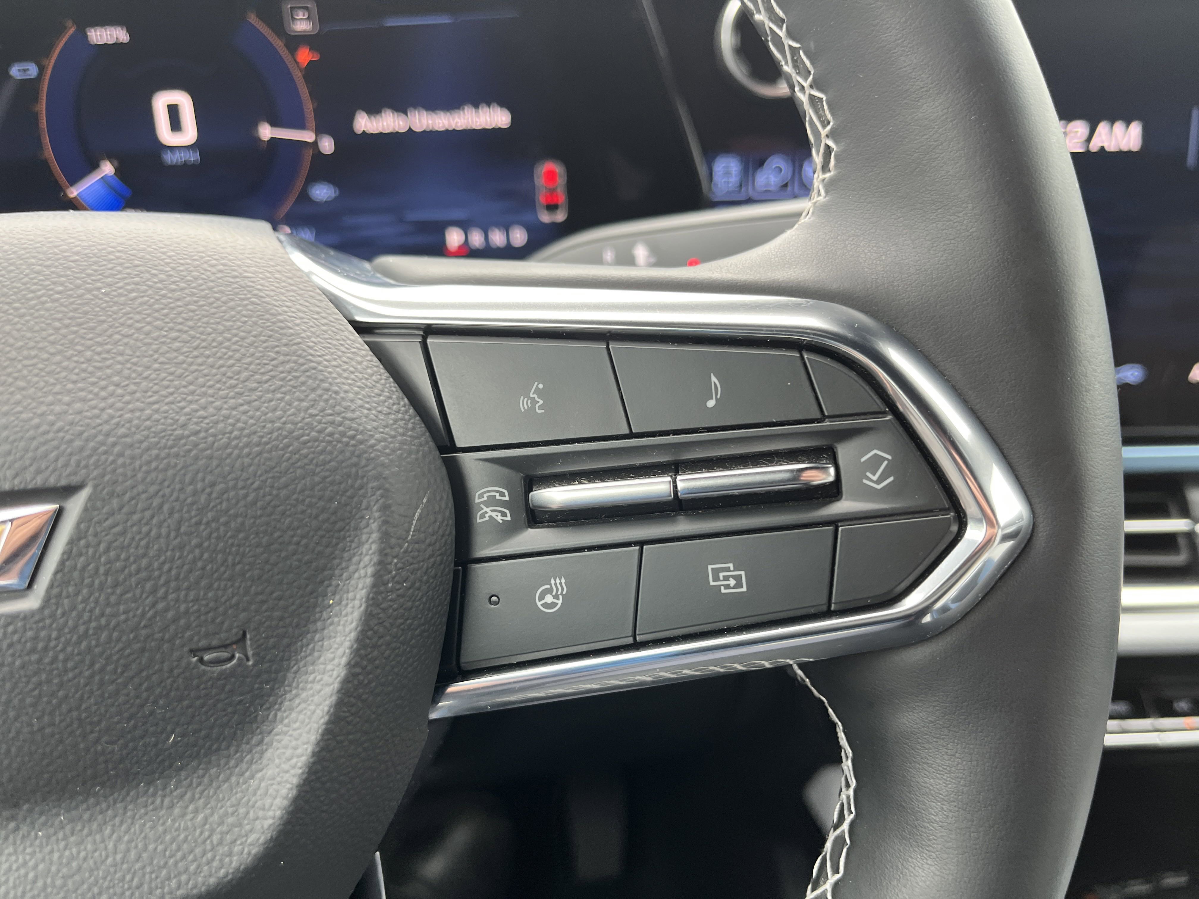 Used 2025 Chevrolet Equinox EV LT w/ Convenience Package image 20