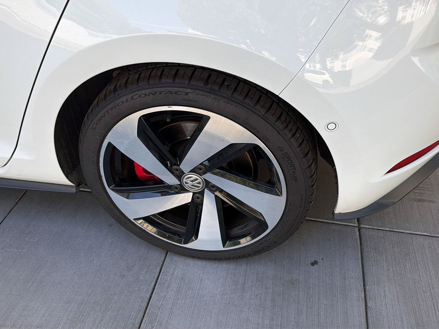 Used 2019 Volkswagen GTI 4-Door FWD image 12