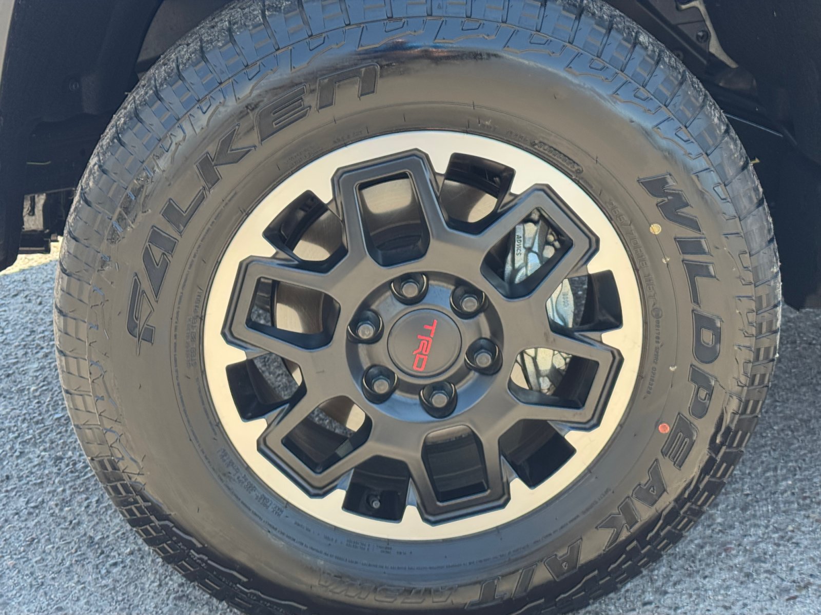 Used 2026 Toyota Tacoma TRD Off-Road w/ TRD Off Road Premium Package AWD/4WD image 15