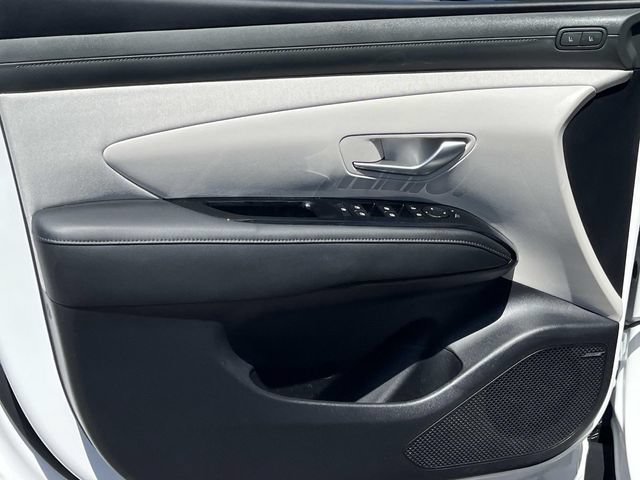 Certified 2026 Hyundai Tucson Limited FWD image 24