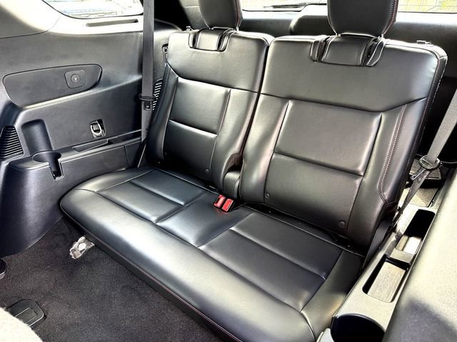 Used 2025 Ford Explorer ST AWD/4WD image 24