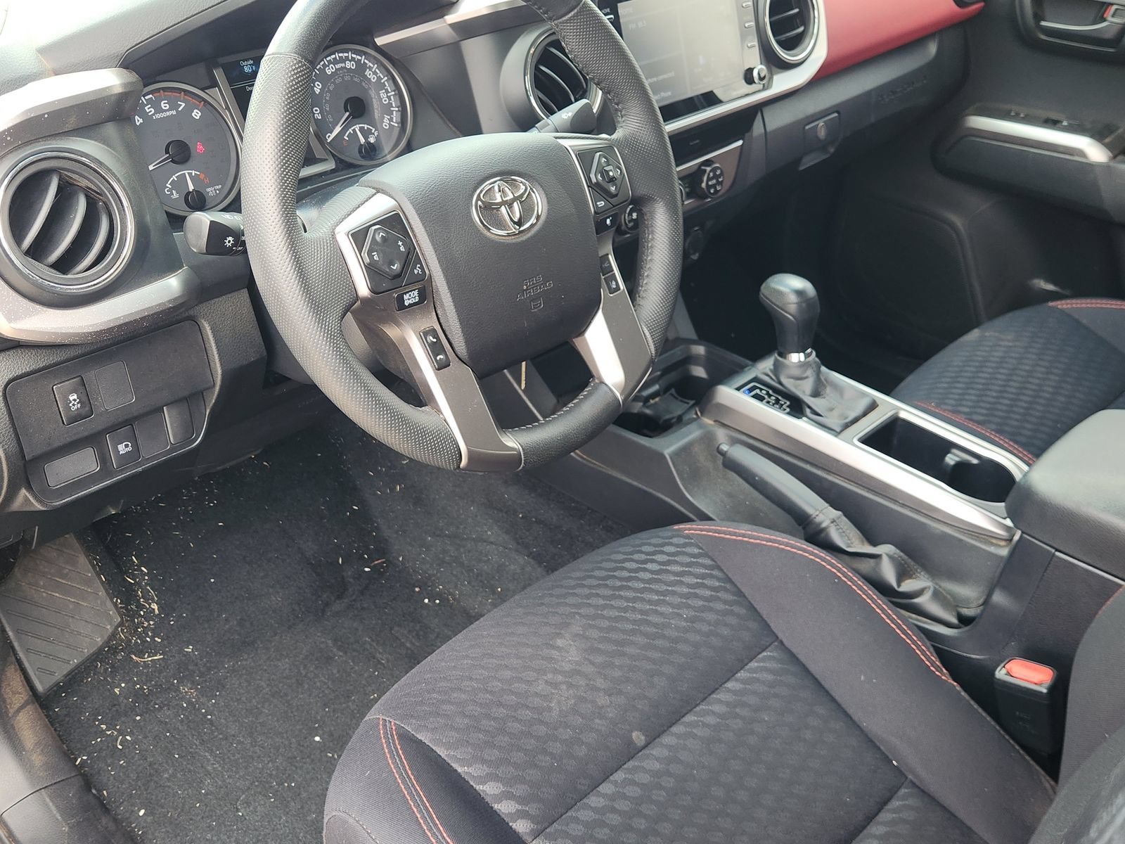 Used 2022 Toyota Tacoma SR5 RWD image 29