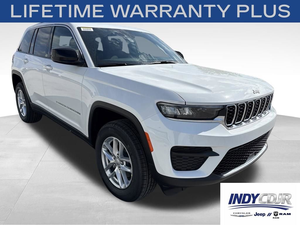 New 2026 Jeep Grand Cherokee Laredo AWD/4WD image 3
