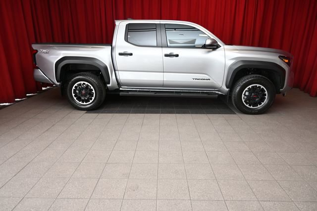 Certified 2024 Toyota Tacoma TRD Off-Road w/ TRD Off Road Upgrade Package image 10