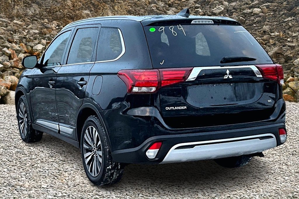 Used 2020 Mitsubishi Outlander SE image 11