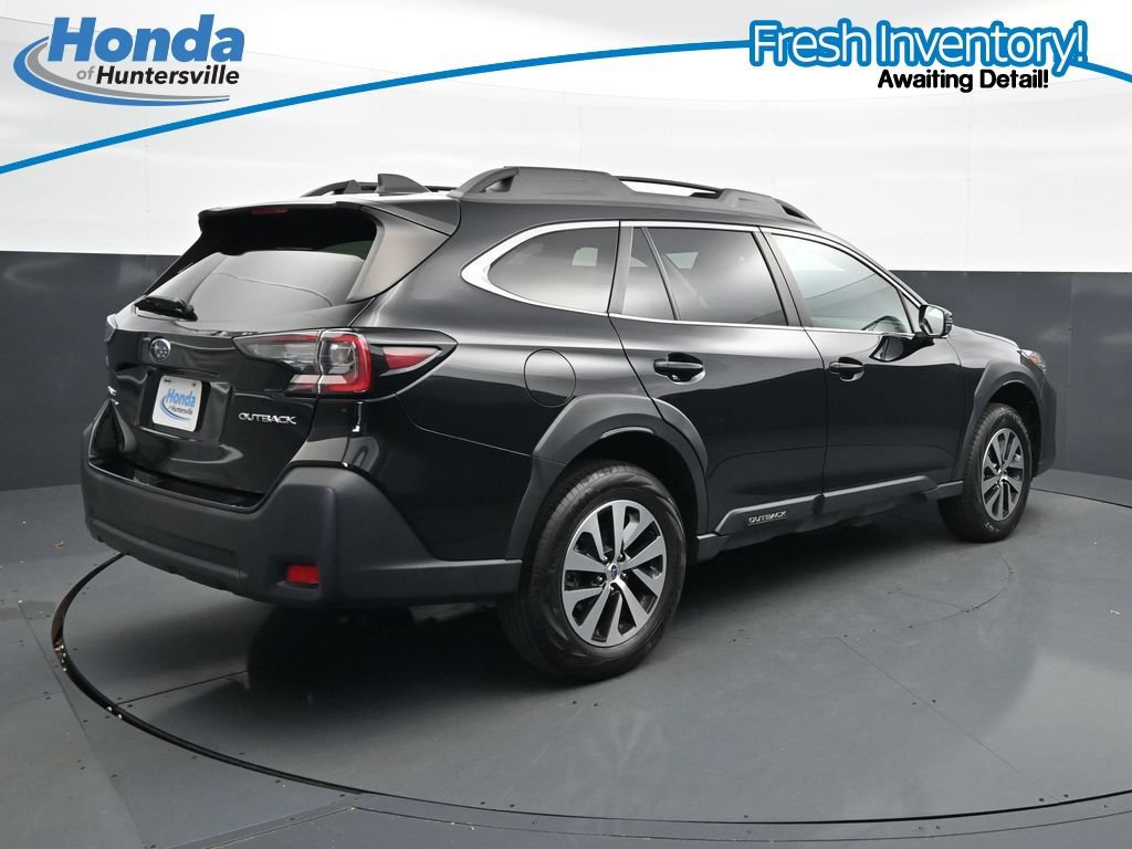 Used 2024 Subaru Outback Premium AWD/4WD image 10