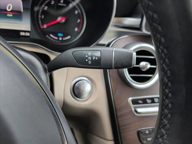 Used 2019 Mercedes-Benz GLC 350e 4MATIC image 12