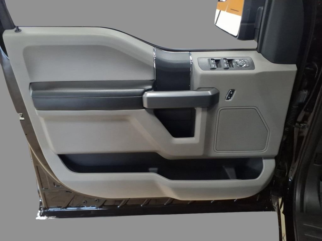 Used 2018 Ford F150 XLT w/ Equipment Group 301A Mid AWD/4WD image 16