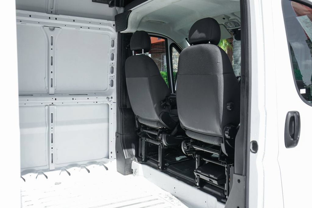 Used 2023 RAM ProMaster 3500 FWD image 12
