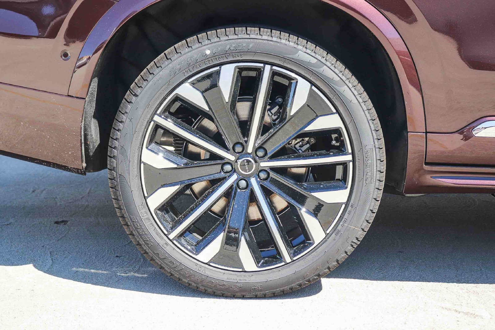 New 2027 Volvo XC90 B6 Ultra AWD/4WD image 8