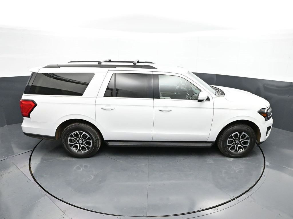 Used 2024 Ford Expedition Max XLT image 41