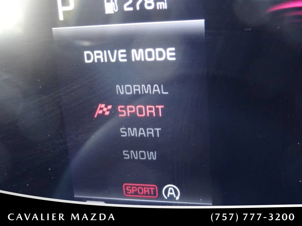 Used 2025 Kia Sportage EX AWD/4WD image 46