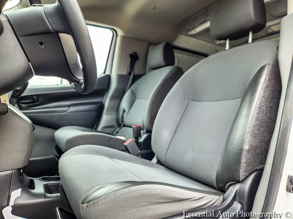 Used 2019 Nissan NV200 S w/ Back Door Glass Package FWD image 7