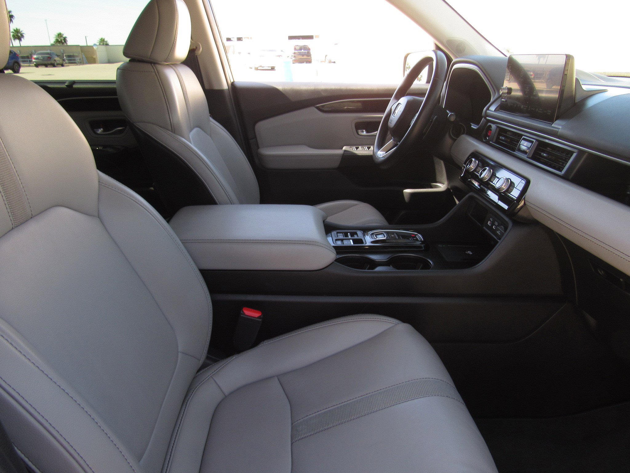 Used 2023 Honda Pilot EX-L image 8