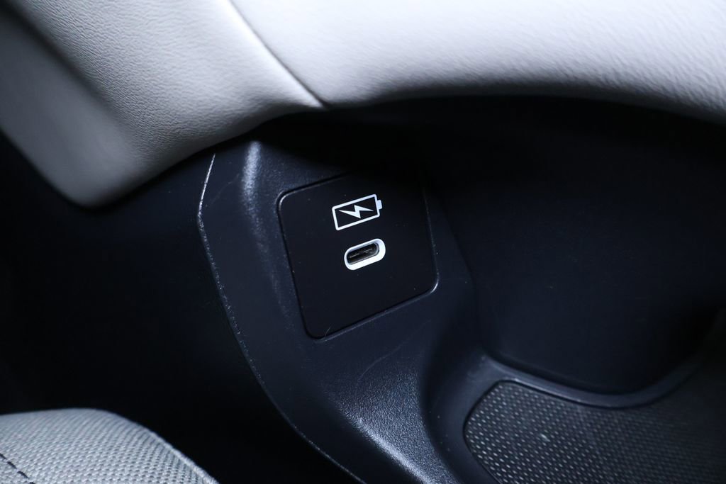 Used 2024 Honda HR-V LX image 32