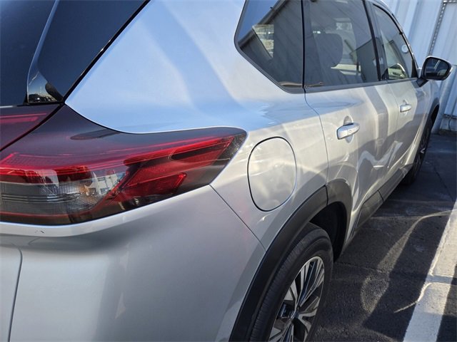 Used 2021 Nissan Rogue SV image 7
