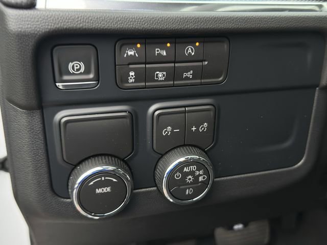 New 2026 Chevrolet Suburban RST w/ Comfort Package image 19