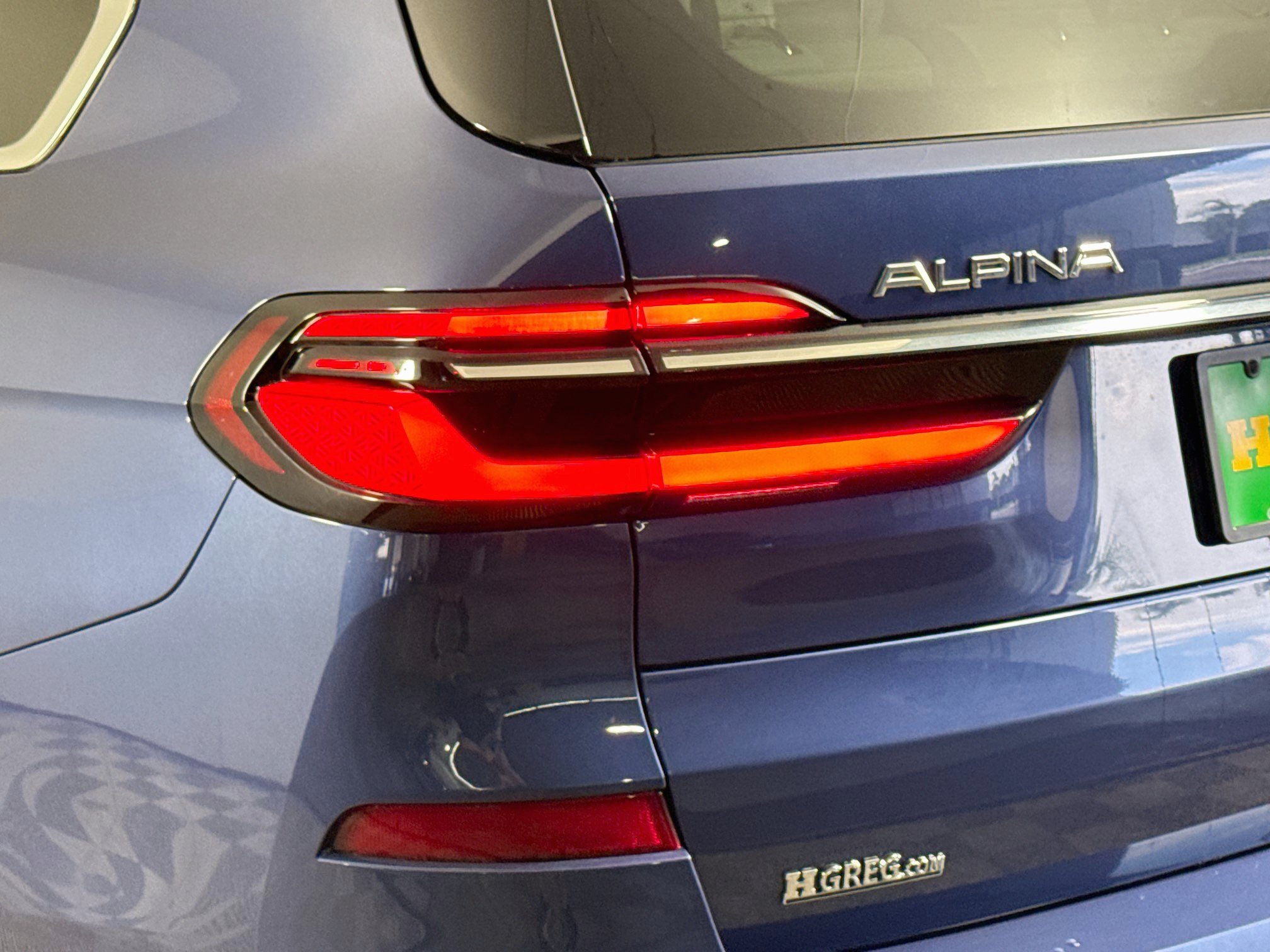 Used 2024 BMW ALPINA XB7 AWD/4WD image 36