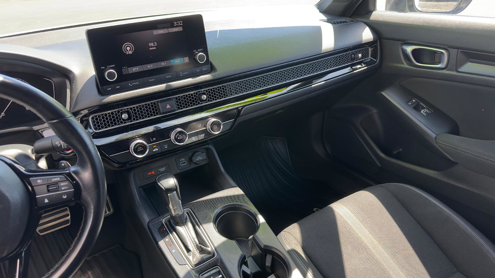 Used 2022 Honda Civic Sport image 10