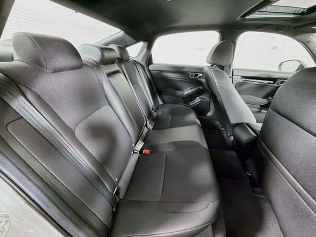 Used 2025 Honda Civic Sport image 32