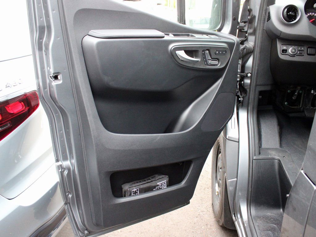 Used 2026 Mercedes-Benz Sprinter 2500 image 11