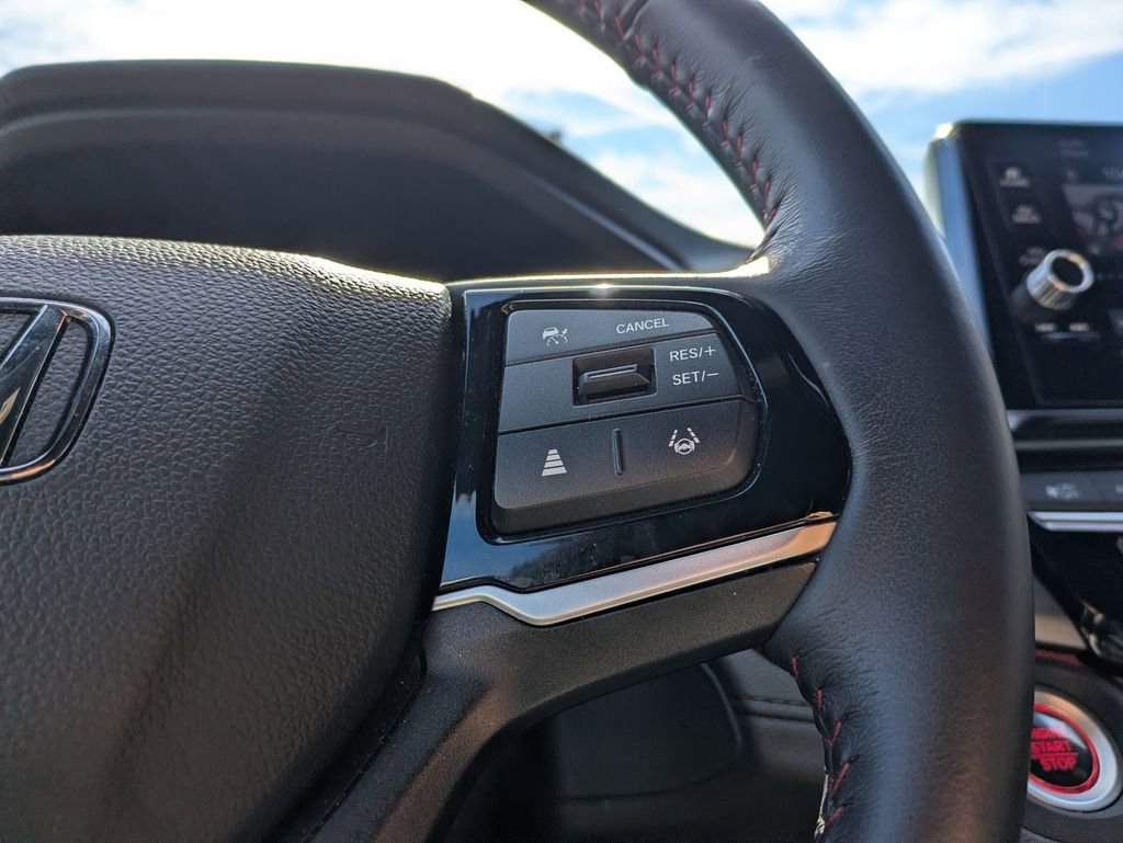 Used 2025 Honda Odyssey Sport-L image 23