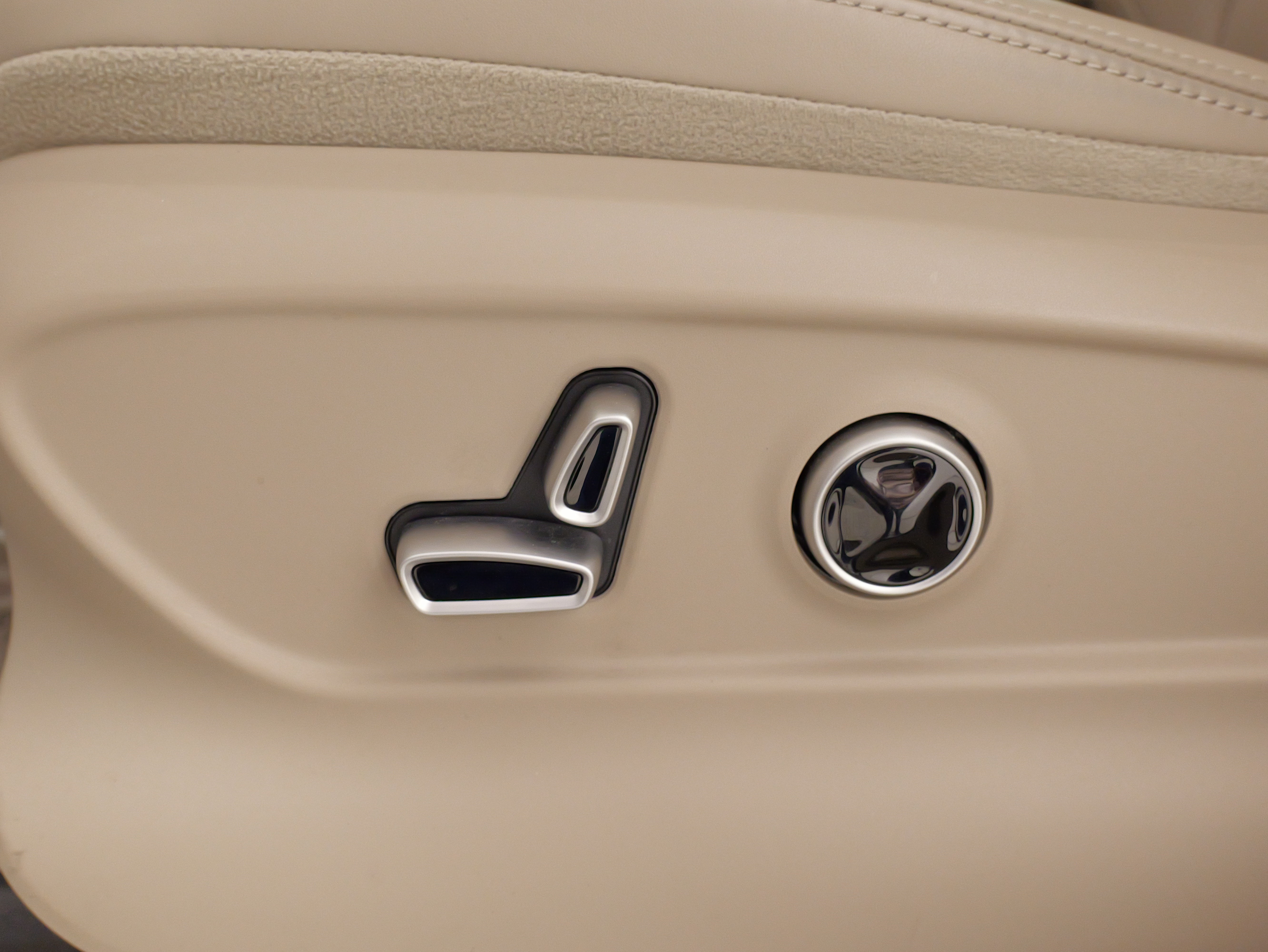 Used 2023 Maserati Grecale GT AWD/4WD image 39